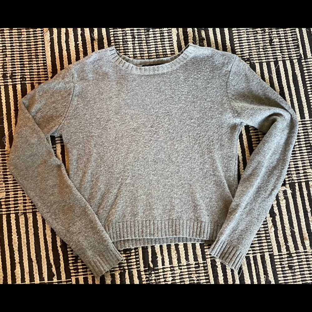 Brandy Melville cute grey wool sweater
